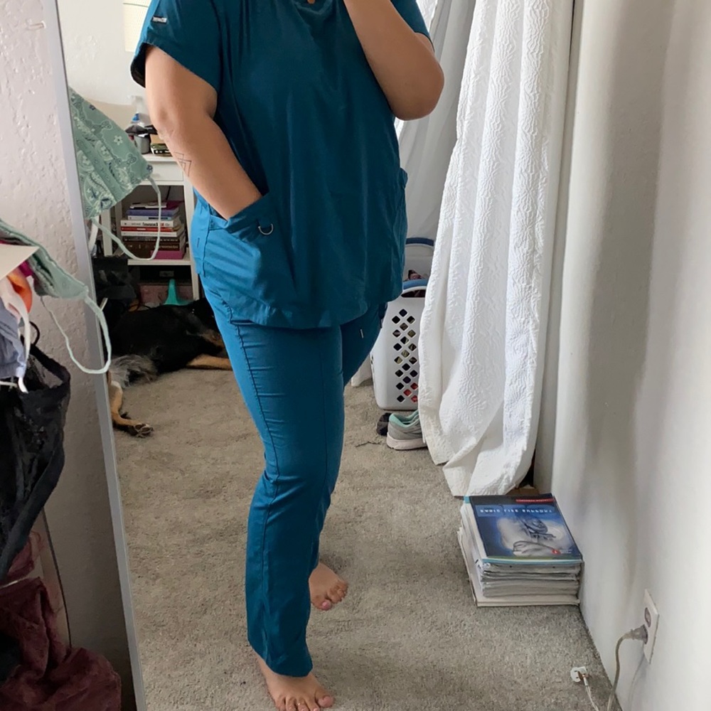 Grey’s Anatomy Impact Melody 5 pocket scrub pants